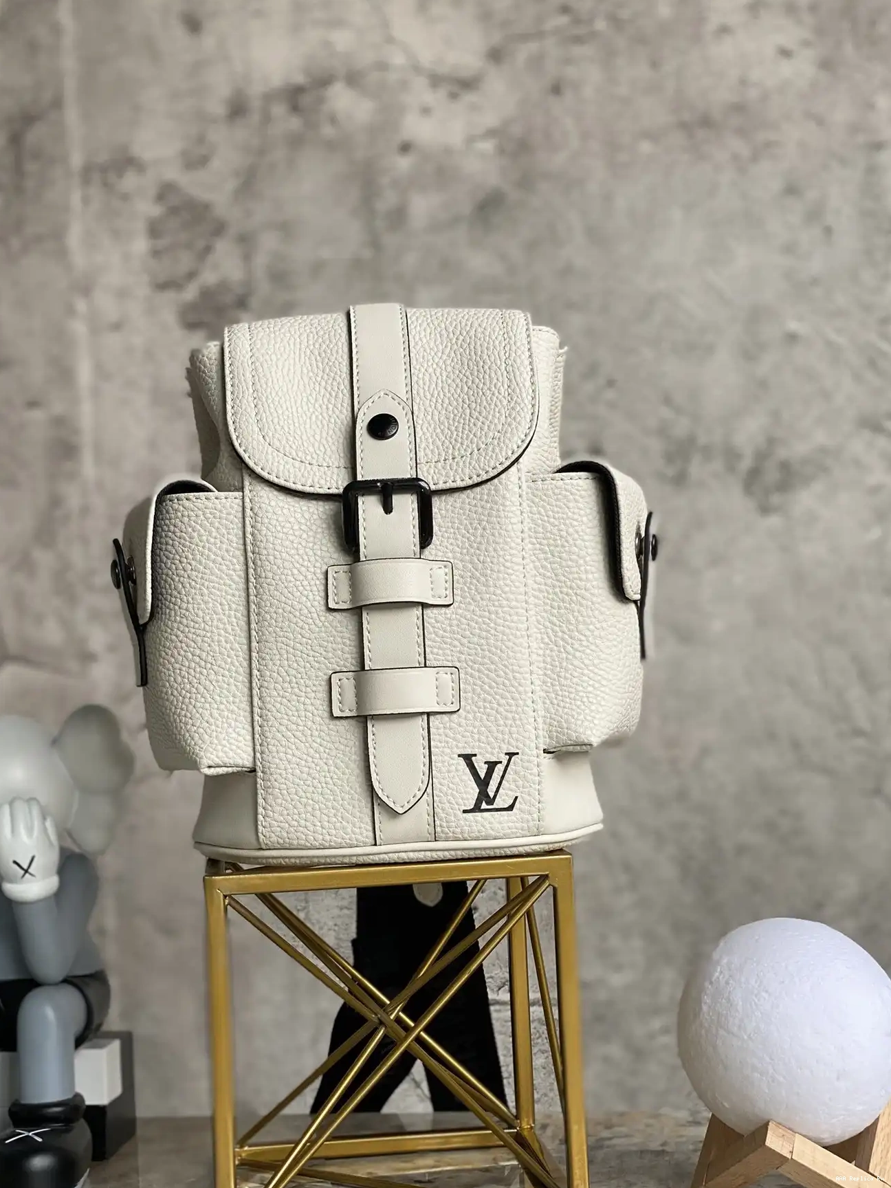 AAA Replica Ru VUITTON CHRISTOPHER XS LOUIS 0527